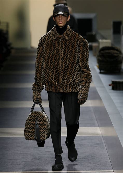 fendi men's runway 2018|Fendi Fall 2018 Menswear Collection .